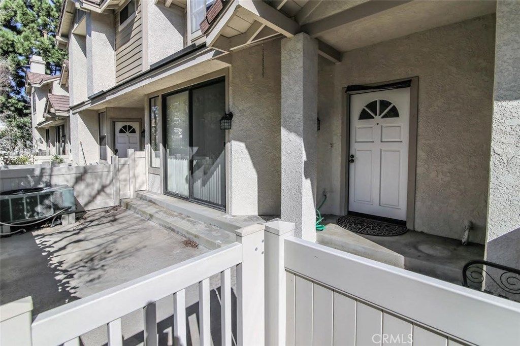 listing image 130727893248452310206