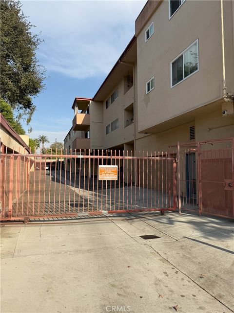 A home in Inglewood