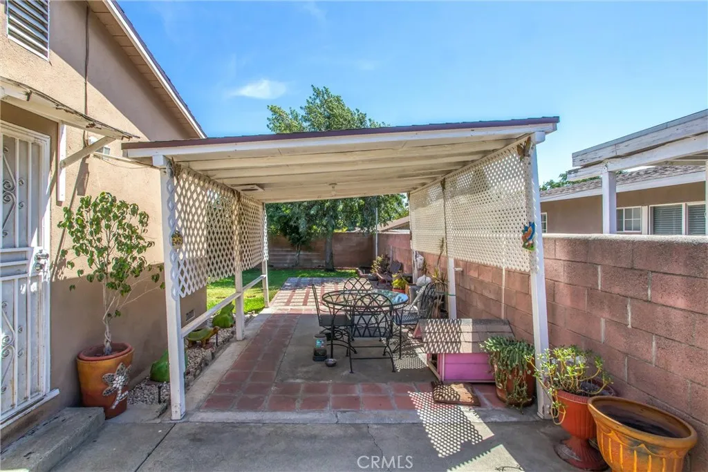 Fontana, California 92335, United States, 3 Bedrooms Bedrooms, ,2 BathroomsBathrooms,Residential,Active,49047