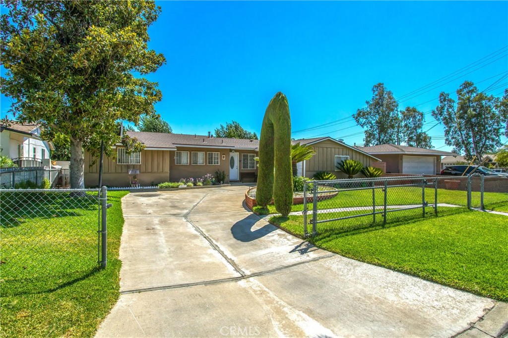 15937 Manzanita Drive