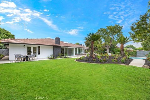 A home in North Tustin