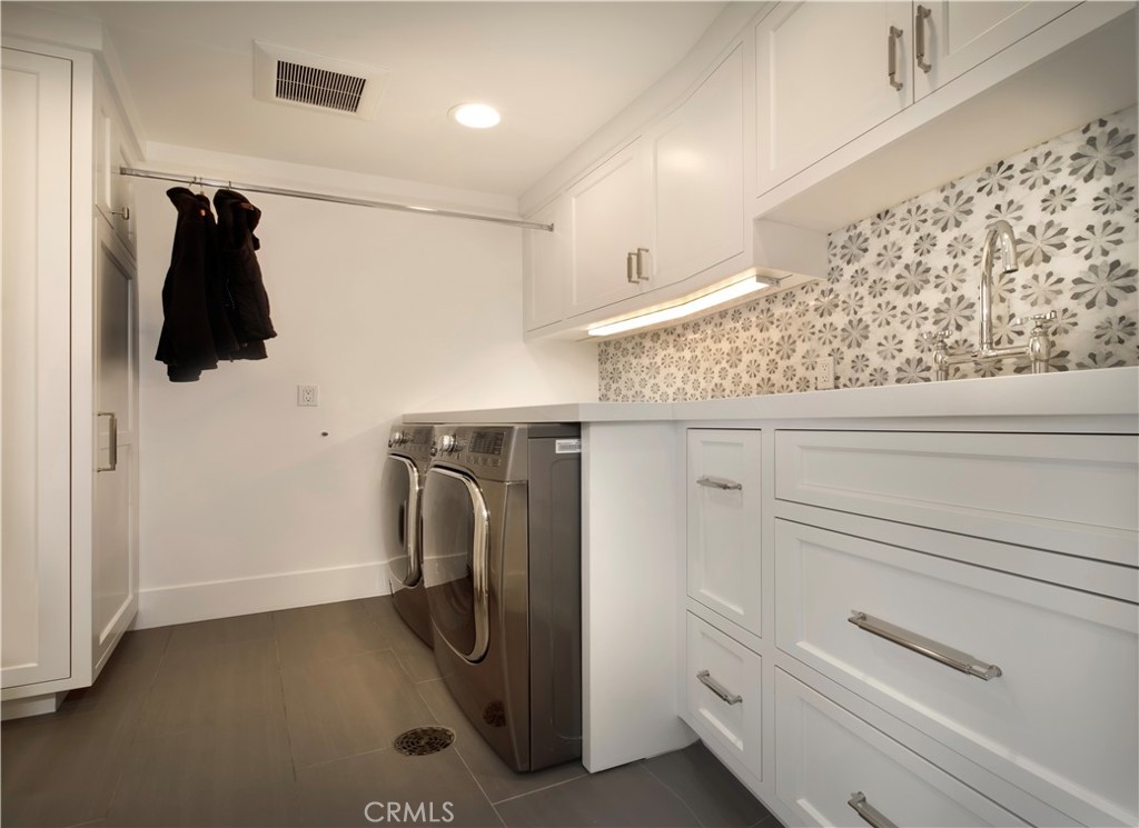 Corona del Mar South of PCH (CDMS) - Residential