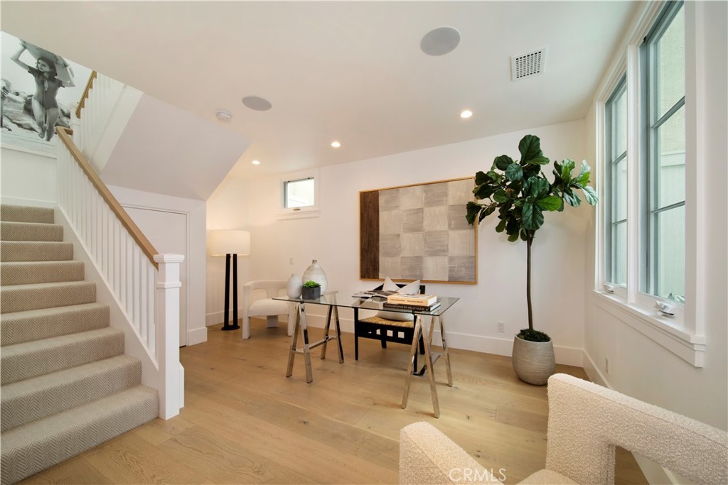 Corona del Mar South of PCH (CDMS) - Residential