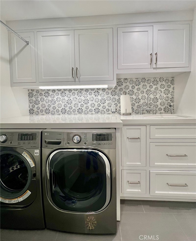 Corona del Mar South of PCH (CDMS) - Residential