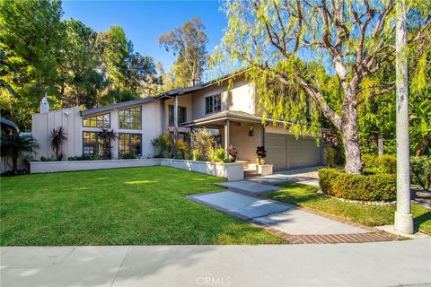 3757 Coldstream Tarzana CA 91356