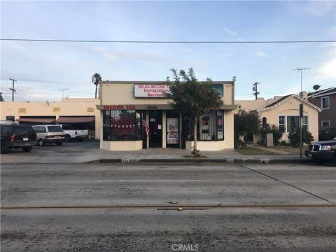 8156 State Street South Gate CA 90280