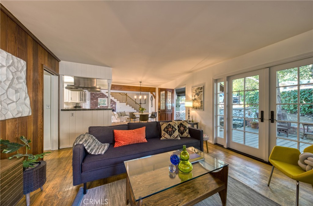 240 Churchill Glen