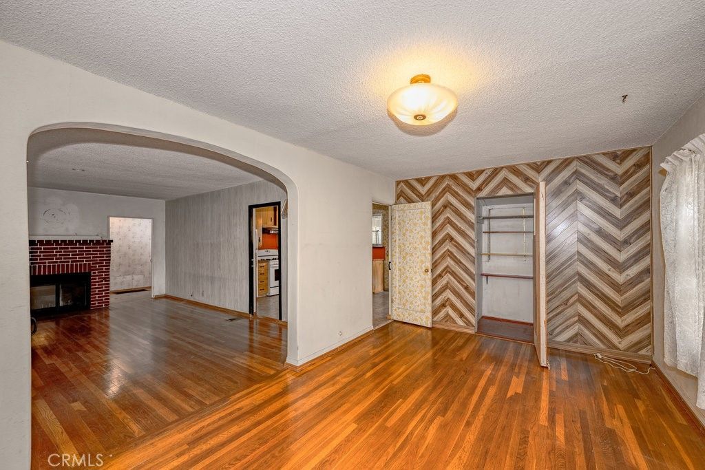 listing image 56