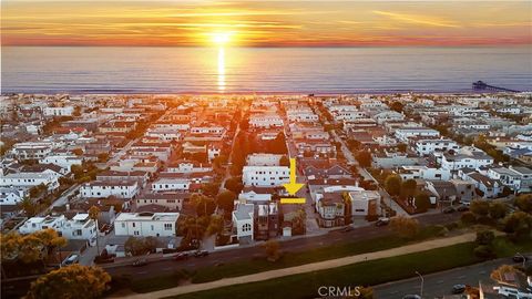 A home in Manhattan Beach