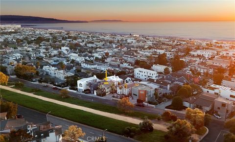 A home in Manhattan Beach