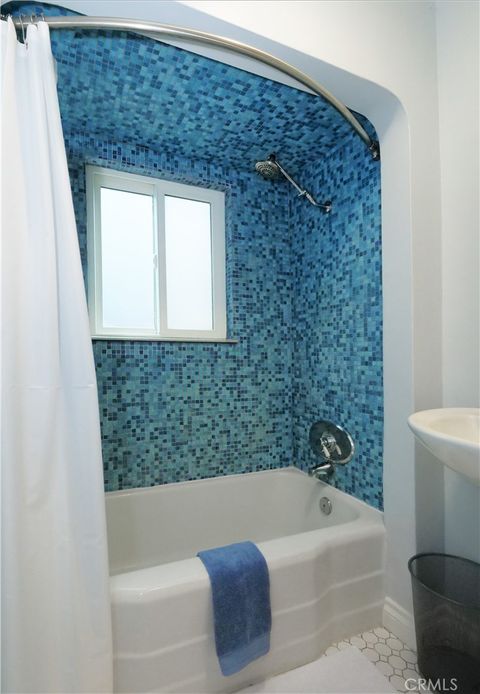 A home in Manhattan Beach