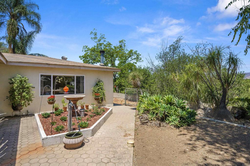 Photo 18 of 20 of 9076 Sierra Alta Way house