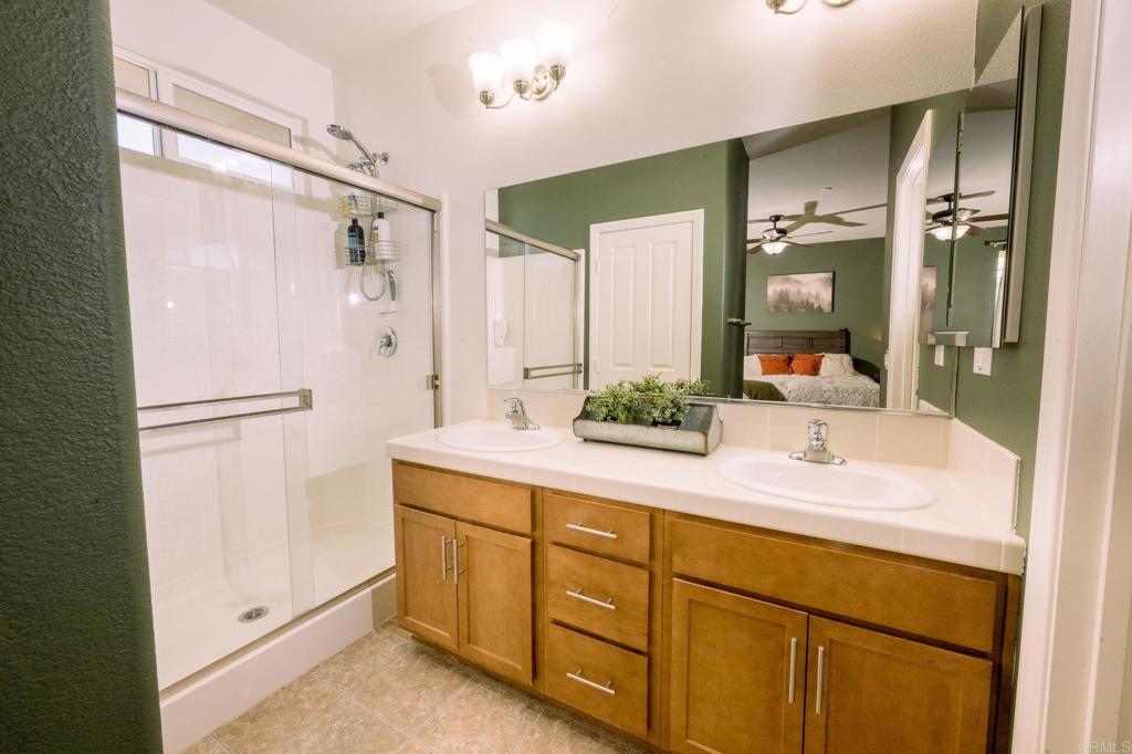 Photo 15 of 27 of 1340 Shoshone Falls Drive townhome