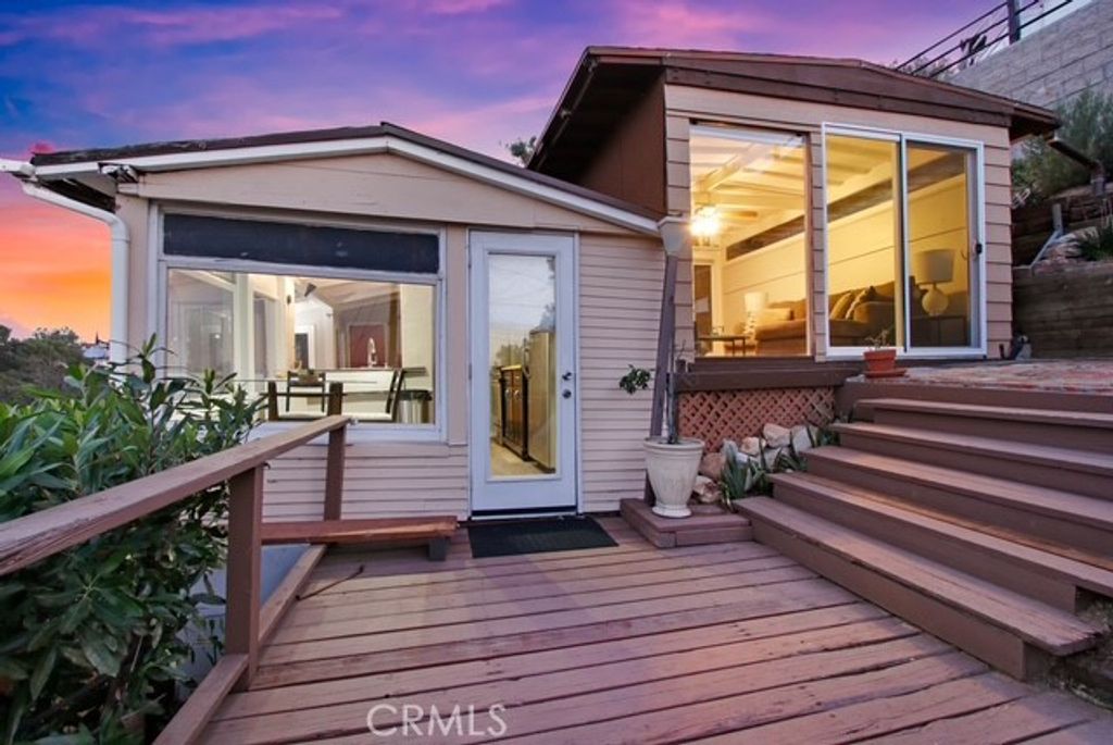Photo of 3112 Goodview Trail, Los Angeles, CA 90068 (MLS # SR25067220)