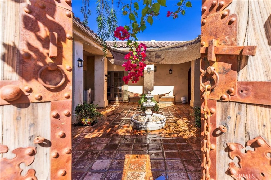 36279 Via El Pais Bonita