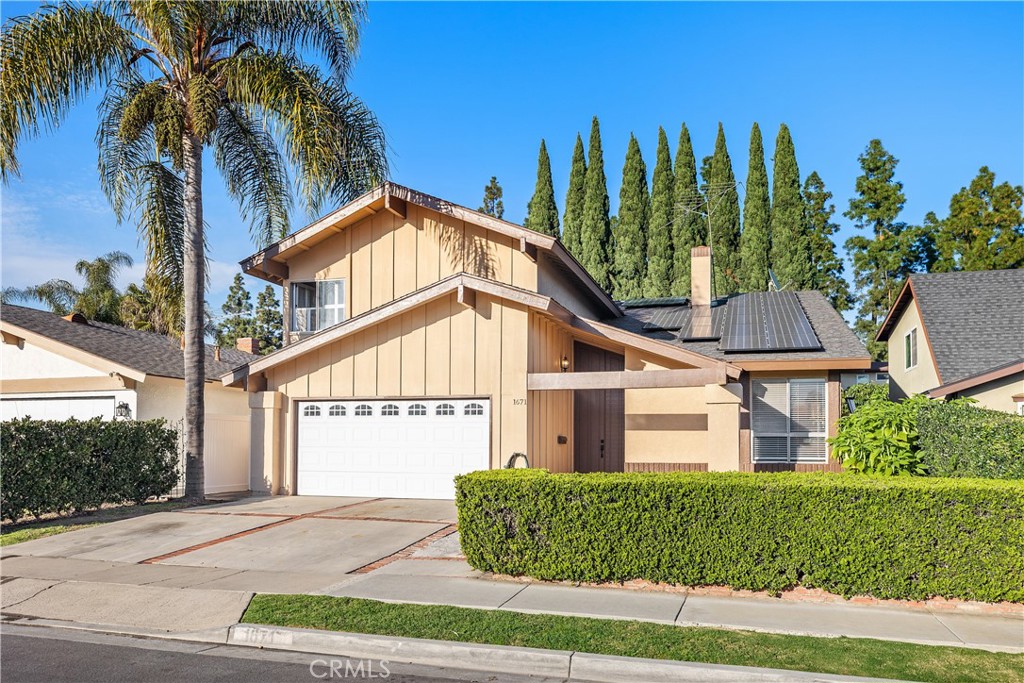 1671 Green Meadow Avenue