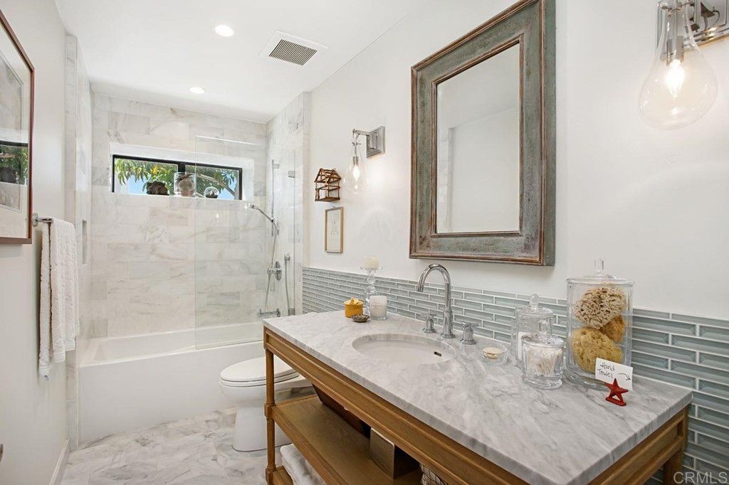 listing image 130729741932669419107