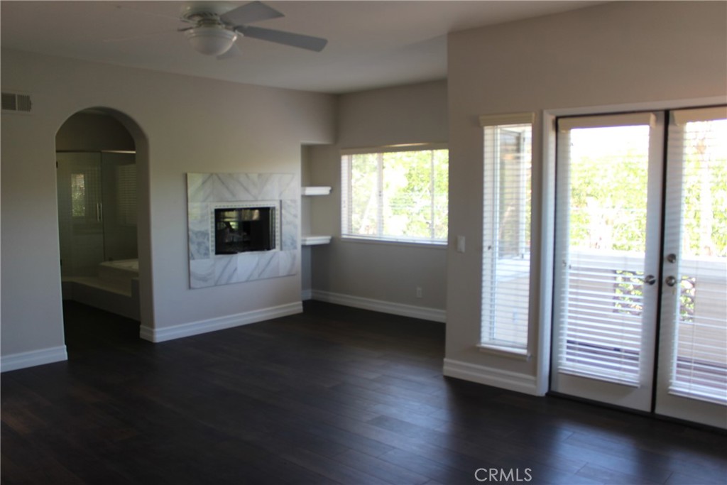 Los Verdes (LSV) - Residential Lease