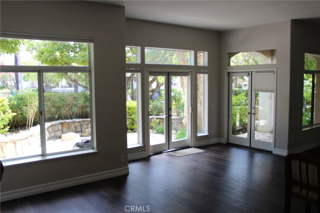 Los Verdes (LSV) - Residential Lease