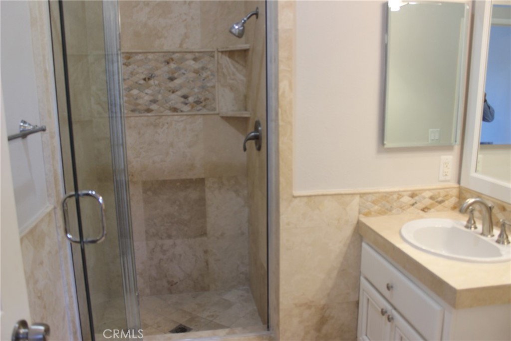 Los Verdes (LSV) - Residential Lease