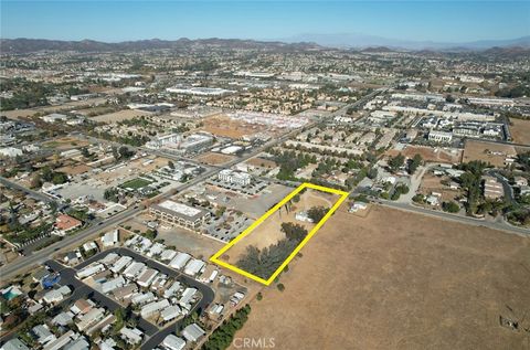 25071 Adams Avenue Murrieta CA 92562
