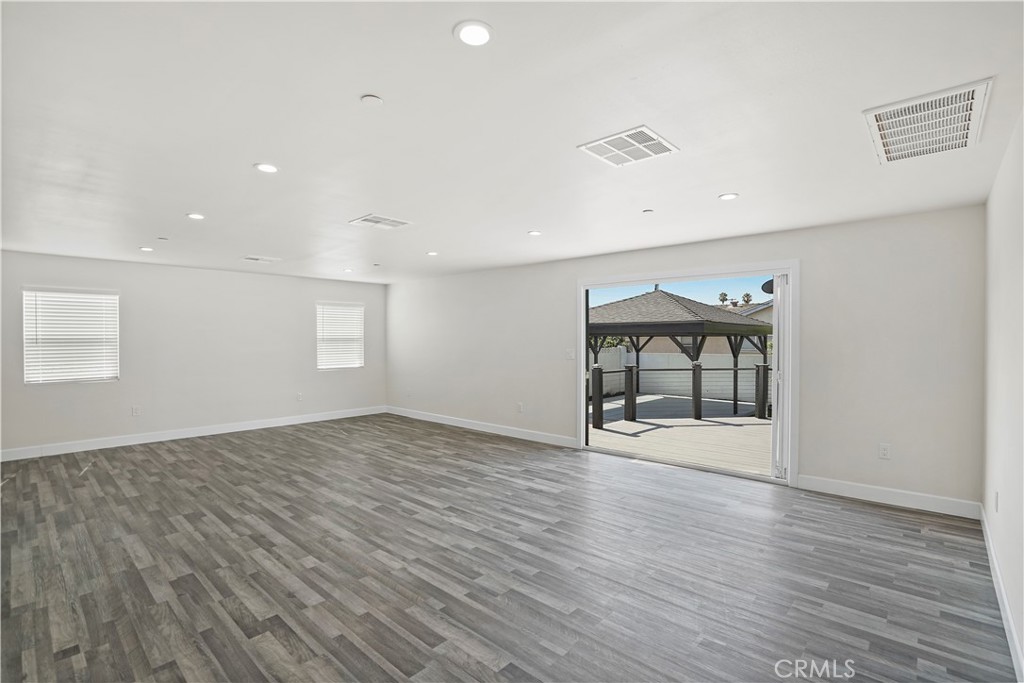 Photo 6 of 63 of 13840 Valerio Street house