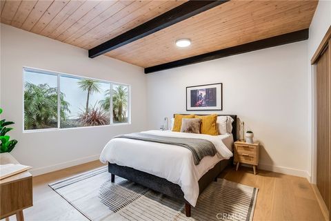 A home in Studio City