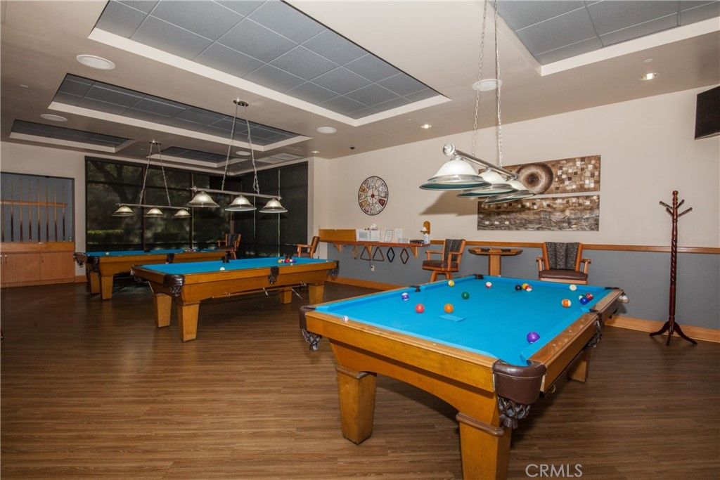 listing image 130721881907063352645