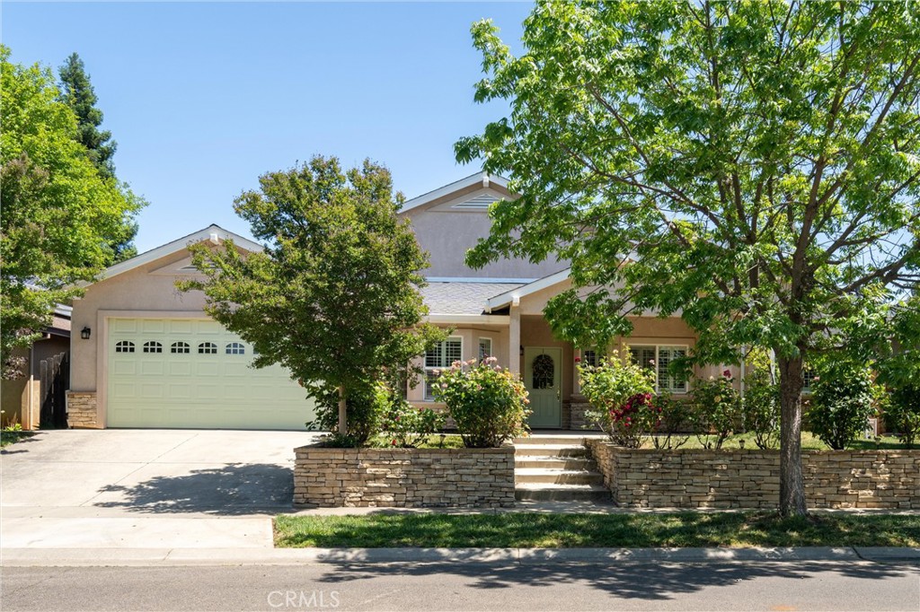 Photo 1 of 44 of 1382 Arch Way house