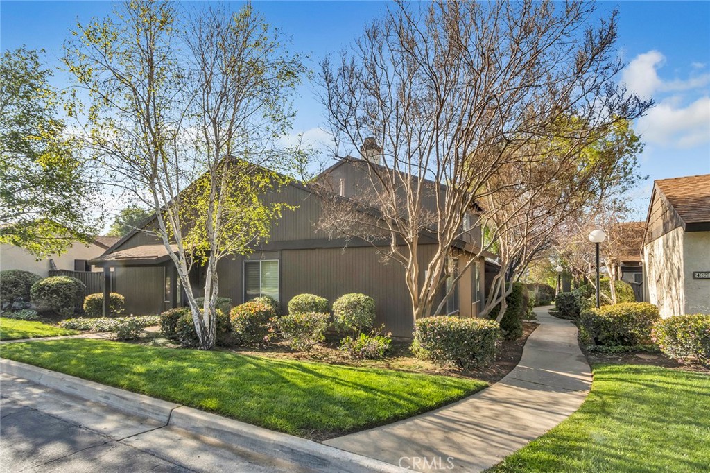 1255 Bonnie Glen Lane