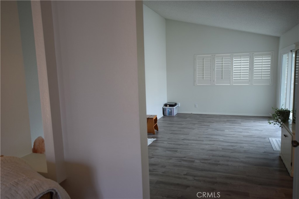 - - Residential Lease