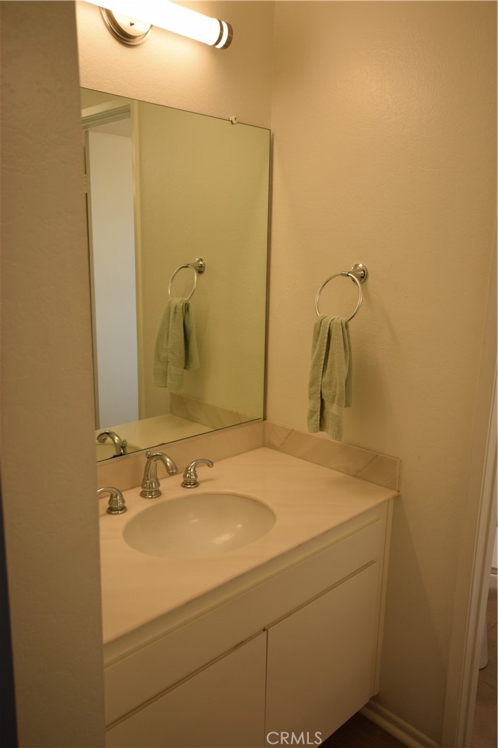 - - Residential Lease