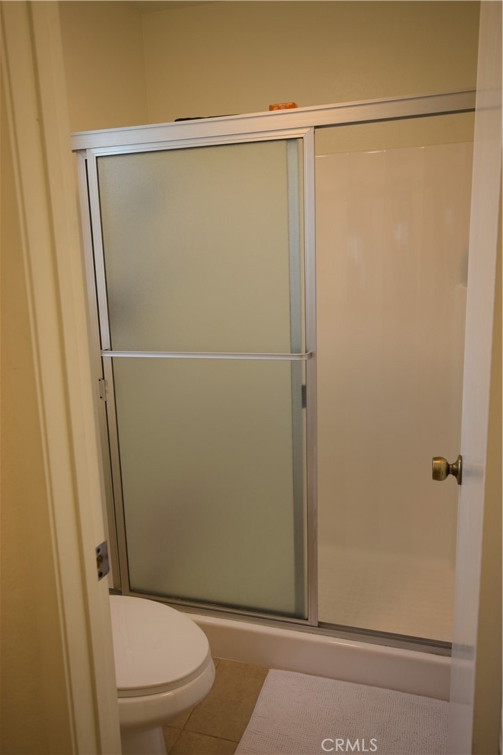 - - Residential Lease