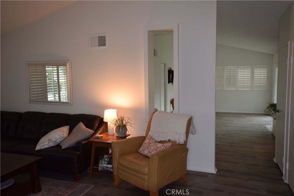 - - Residential Lease