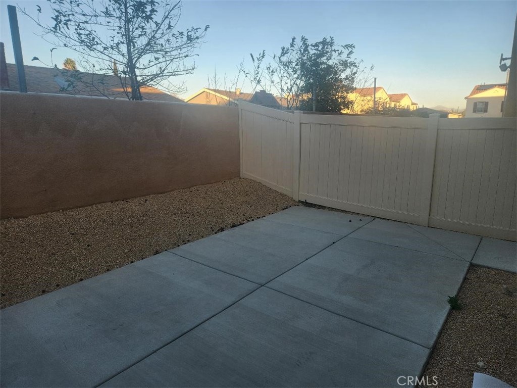 938 W Jasmine Way