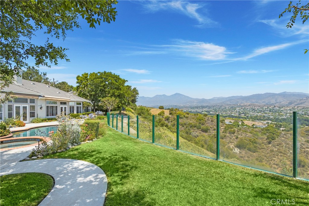 Photo 37 of 47 of 10 Panorama house