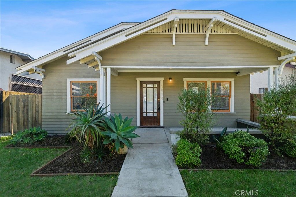 listing image 0