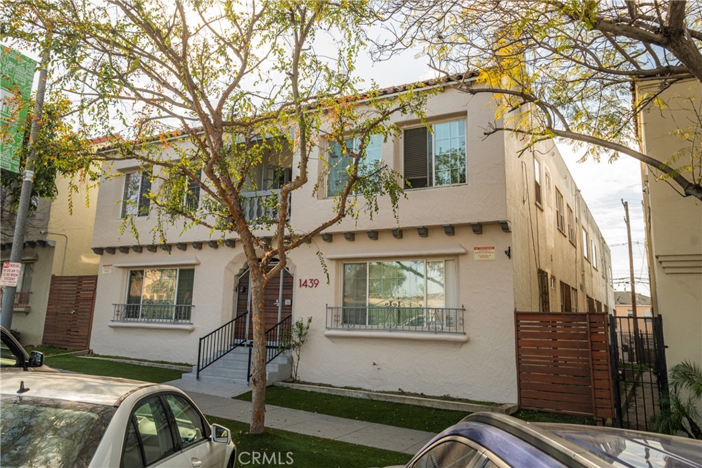 1439 Cedar Avenue