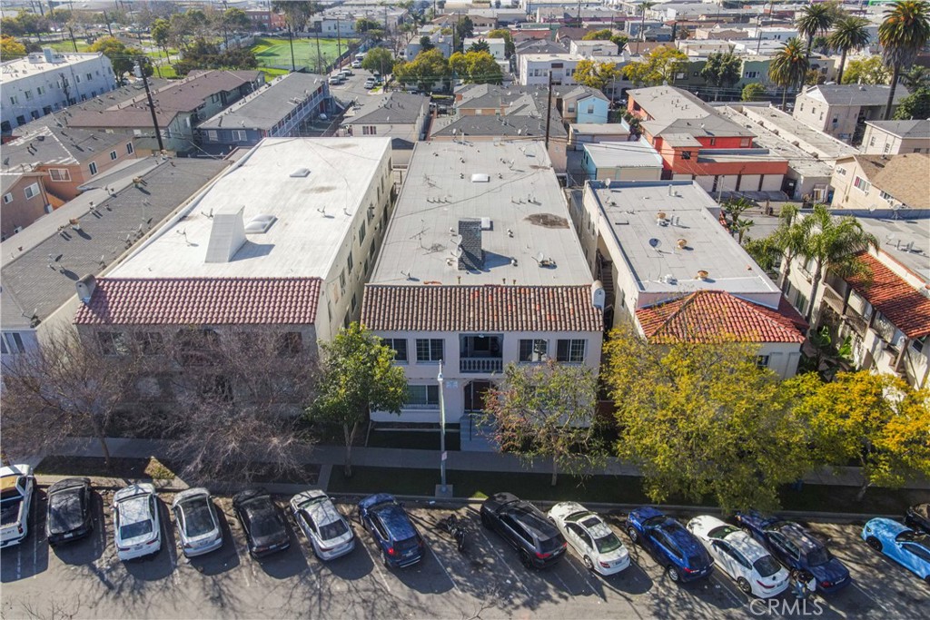 1439 Cedar Avenue