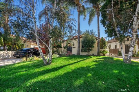 A home in Toluca Lake