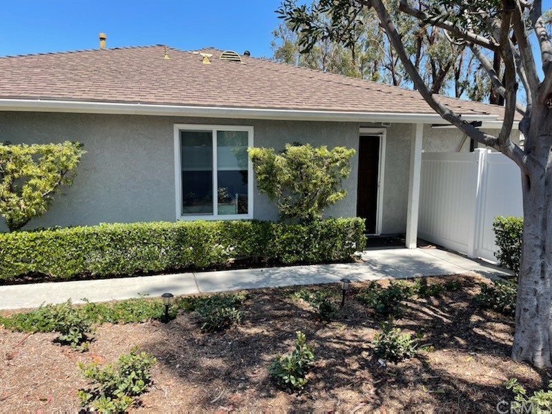 Wow you have to see this. One story condo with only one neighbor. End unit with lots of light & bright newer windows. Home was recently remodeled with new kitchen, luxury vinyl plank flooring, baths, can lighting, and a fabulous LARGE patio with built-in BBQ and wonderful patio cover. Large patio off Master all new. This is the only 3b 2b under 800,000.00 in Laguna Niguel!! Hurry this won't last. Seller will consider carrying a 30% second which makes qualifying so much easier.