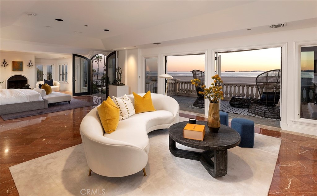 ,Custom - Residential