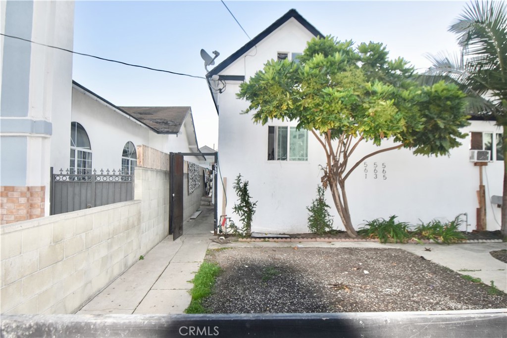 561 W 12th Street
