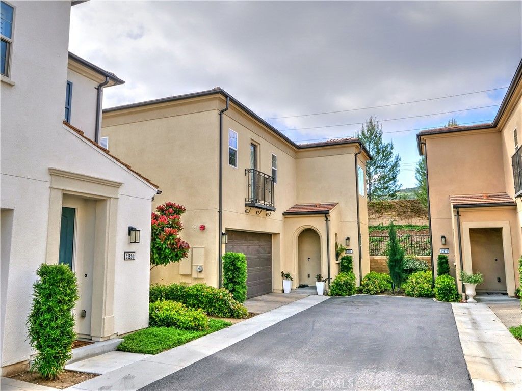 listing image 130722454098295565082
