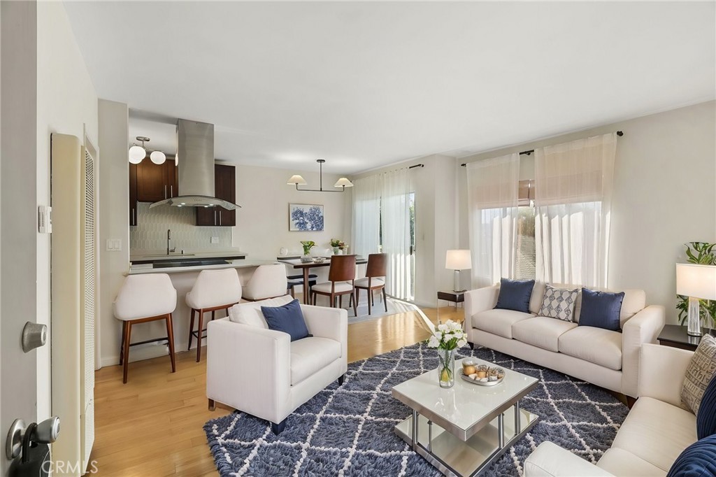 Bright and airy second-floor condo with stunning mountain views! Conveniently located near the 10 freeway, offering easy access to the Promenade, the beach, and all that Santa Monica has to offer. Just one block from Whole Foods and a short stroll to Virginia Park—don’t miss the lively farmers' market every Saturday! One of the only units with a washer & dryer!
This gated building includes secure parking with one assigned spot, plus ample street parking for guests. Inside, you’ll find spacious bedrooms with generous closet space, an in-unit washer and dryer (located in the guest bedroom), and an updated kitchen and bathroom. New window treatments and stylish light fixtures add a modern touch. Enjoy your morning coffee on the charming patio off the dining area—perfect for relaxing and taking in the fresh air.