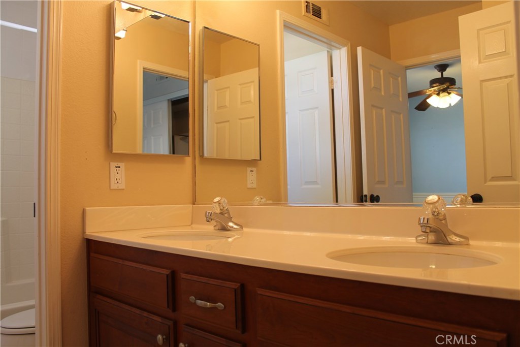 California Crest (CACR) - Residential Lease