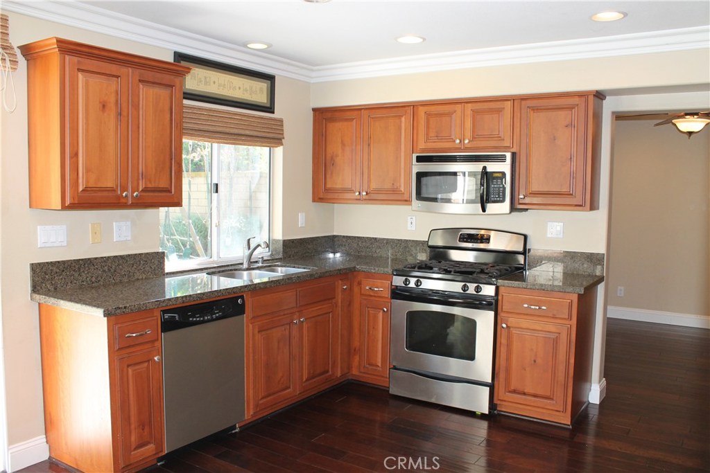 California Crest (CACR) - Residential Lease