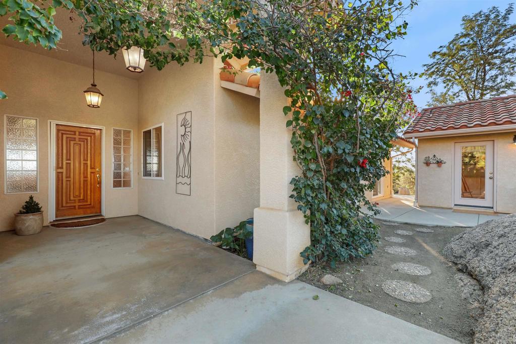 15696 Villa Sierra Lane