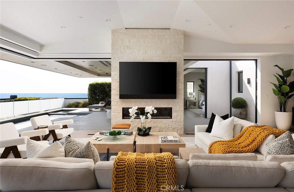 Cameo Shores (CSHO) - Residential