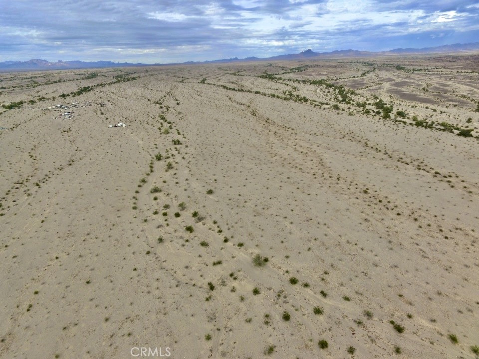 36.84 Acres of special development land use. Can be used for combination of residential, commercial industrial, agricultural, open space and recreational uses.
Property is in the county of San Bernardino (not city)